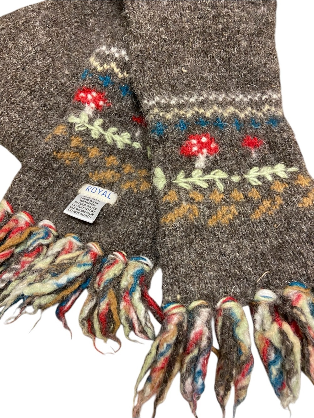 Royal Collection 100% Wool Scarf - Handcrafted in Nepal Fair Isle Pattern Winter - Picture 3 of 10